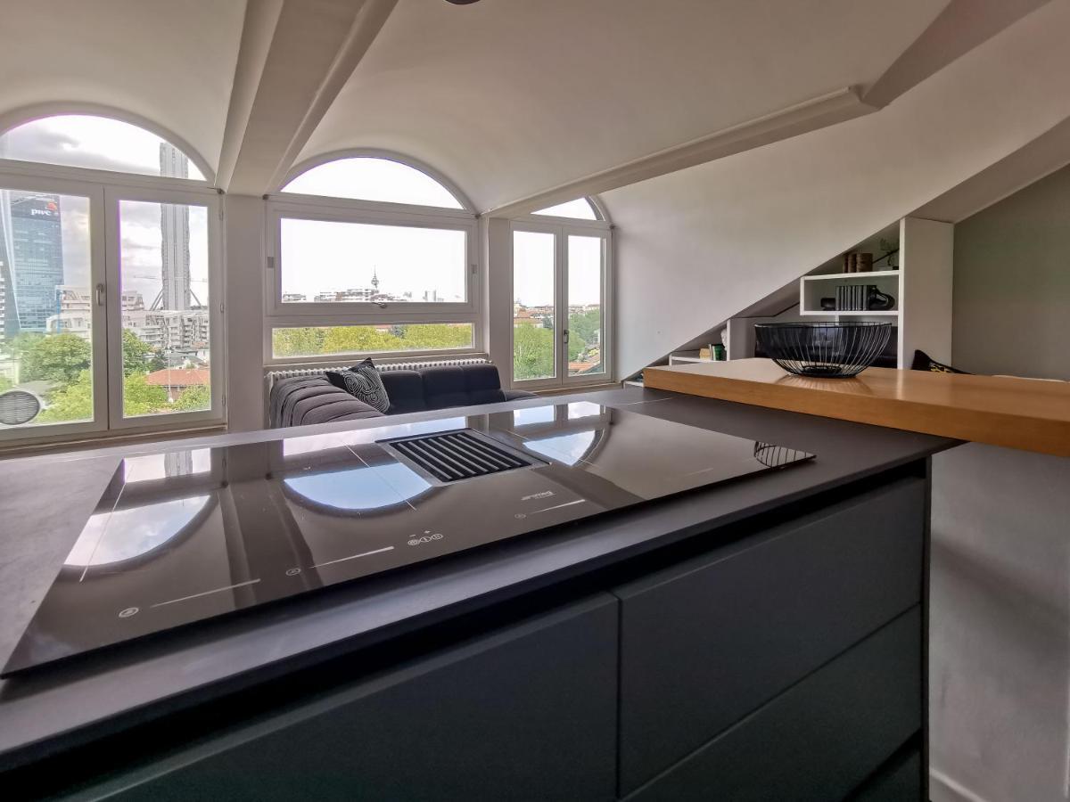 L'Arche Comfort & Relax - Skyline Apartment Milaan Buitenkant foto